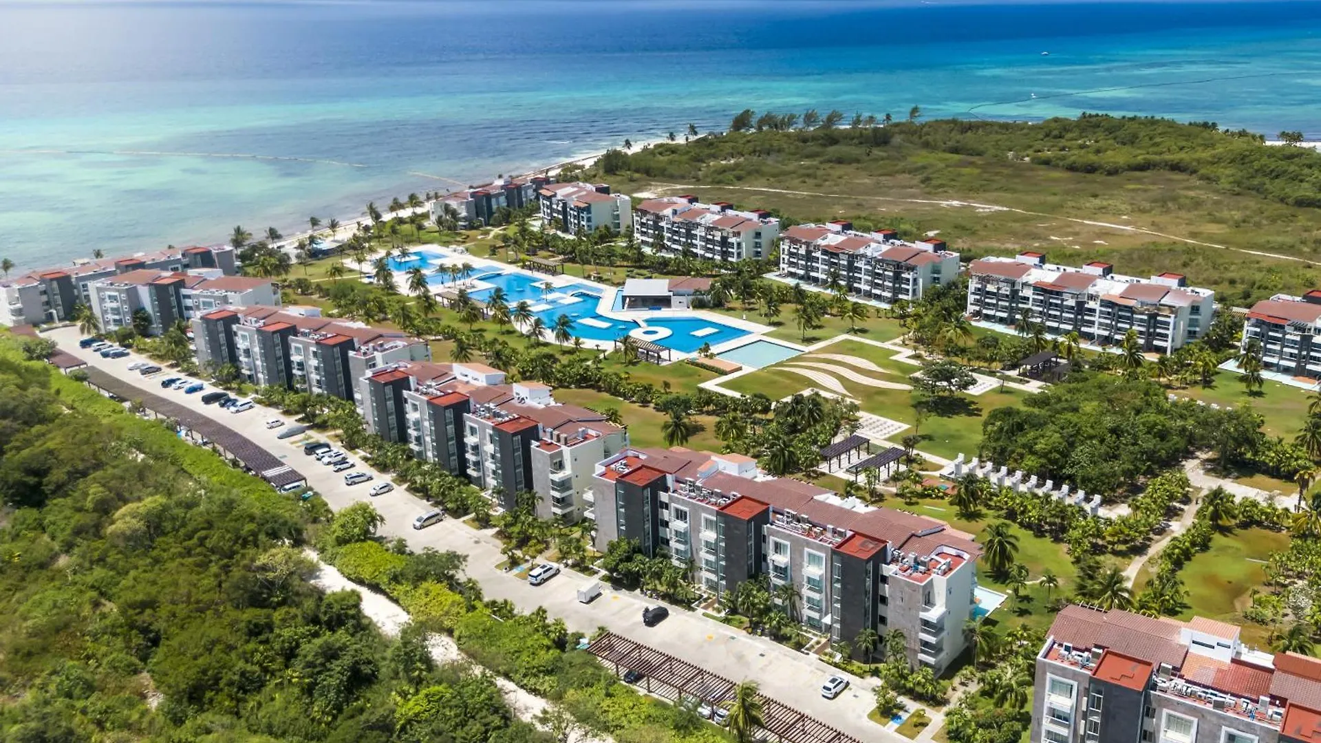 Luxury 3 Bedroom Condo - Beachfront Complex At Mareazul - Buena Vida Playa del Carmen
