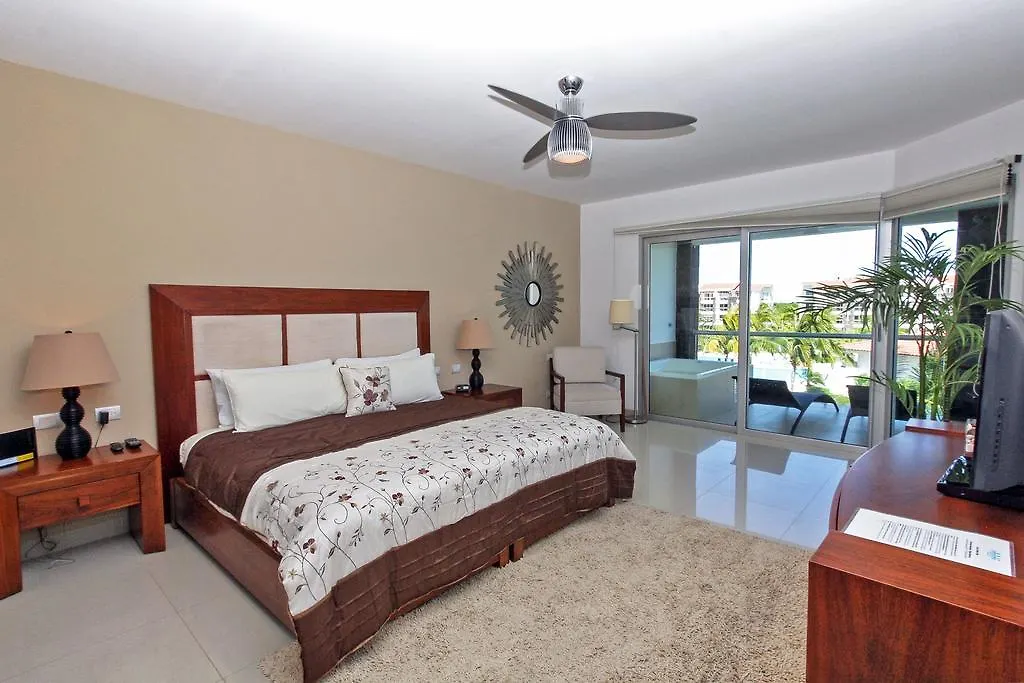 Luxury 3 Bedroom Condo - Beachfront Complex At Mareazul - Buena Vida Playa del Carmen