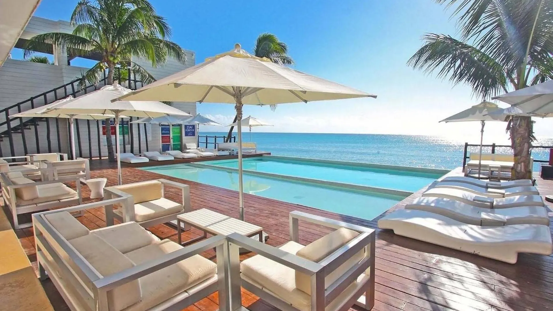 Luxury 3 Bedroom Condo - Beachfront Complex At Mareazul - Buena Vida Playa del Carmen 0*,  Meksyk