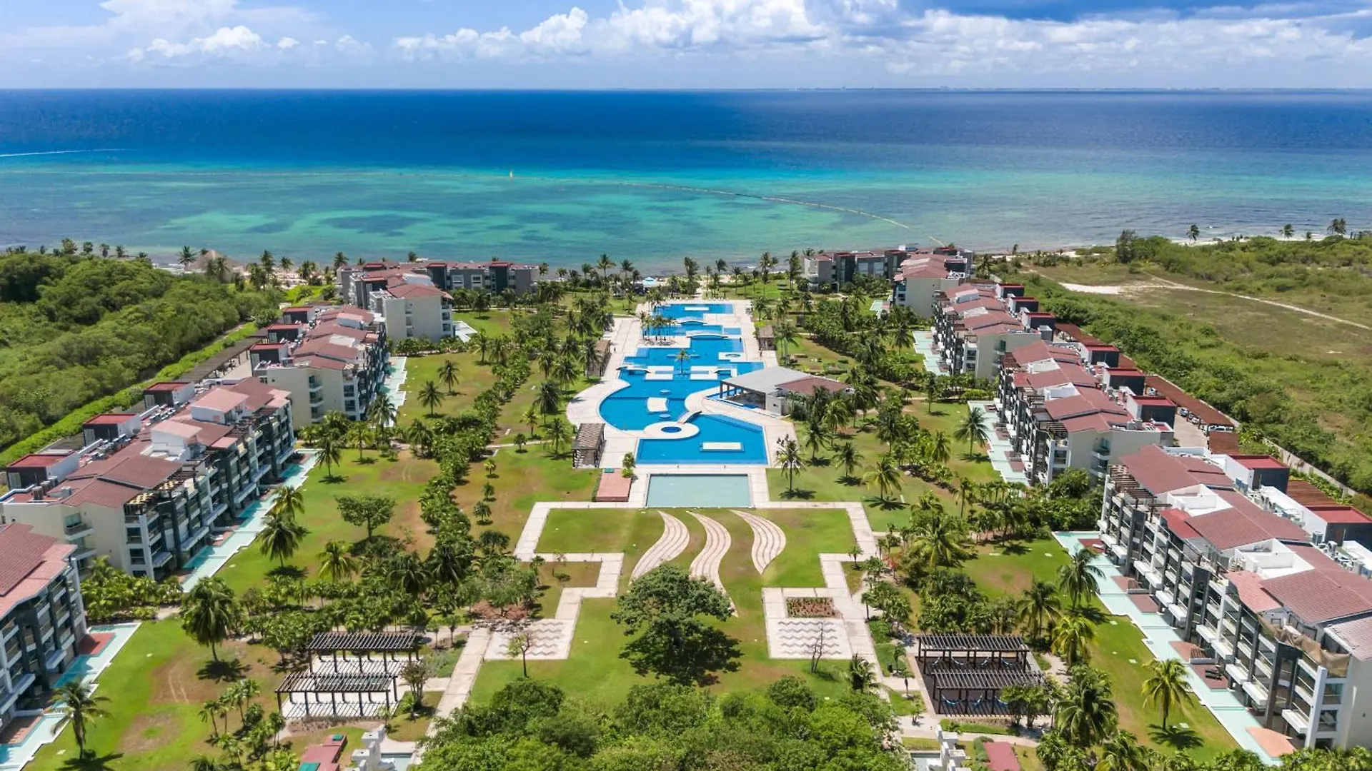Dom wakacyjny Luxury 3 Bedroom Condo - Beachfront Complex At Mareazul - Buena Vida Playa del Carmen