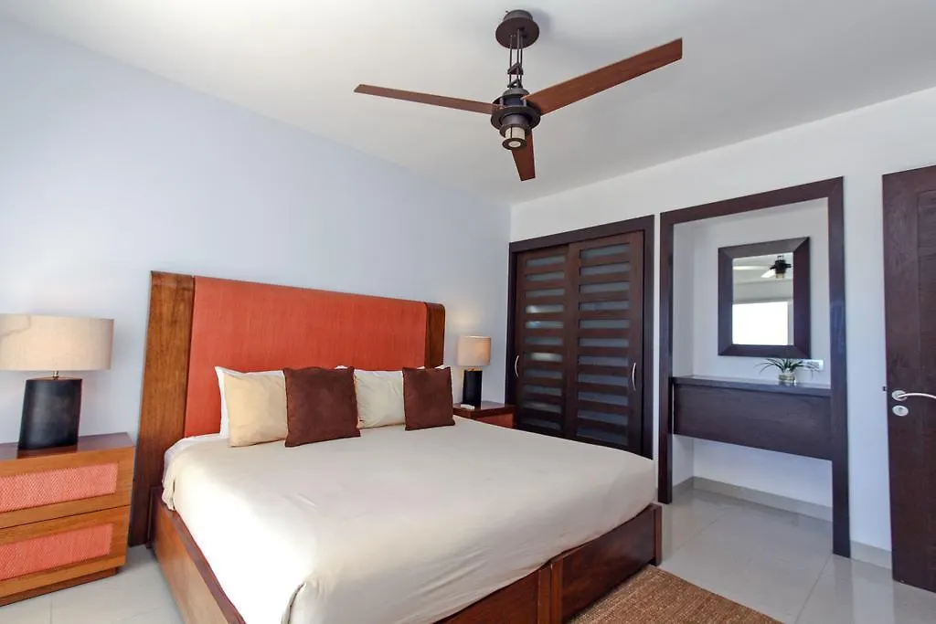 Luxury 3 Bedroom Condo - Beachfront Complex At Mareazul - Buena Vida Playa del Carmen 0*,  México